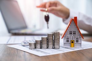 What is a REIT? 5 real estate investing strategies explained