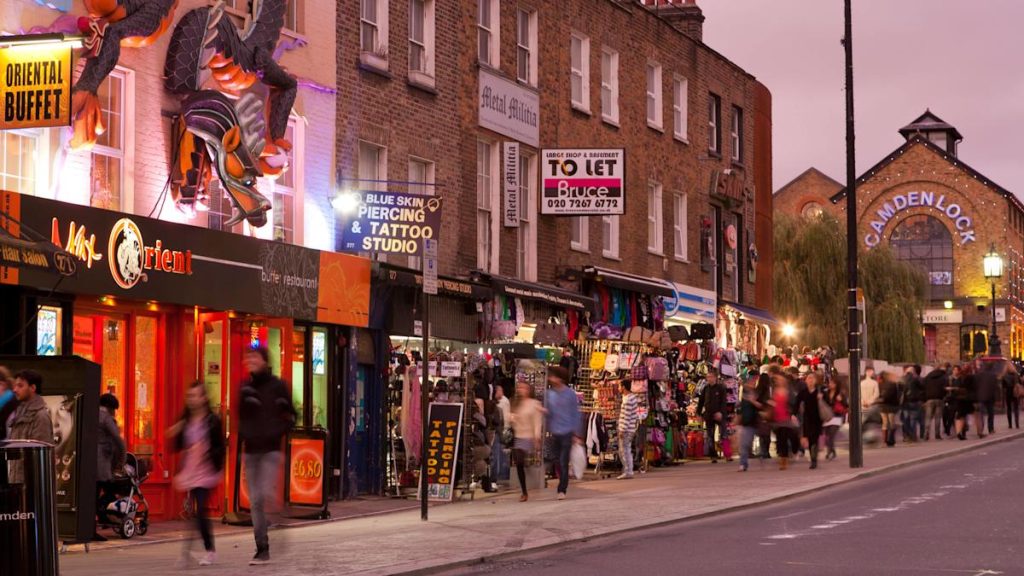 Shop numbers return to growth after years of decline, say experts