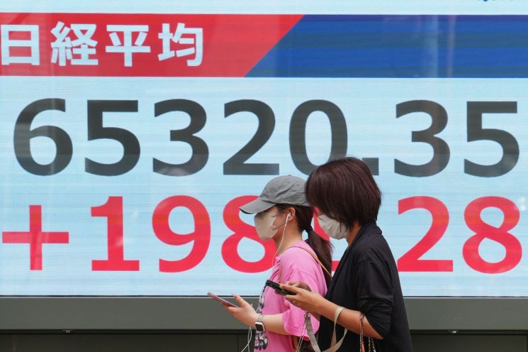 Asian Stock Markets Hit New Highs Again… Nikkei Surpasses 65,000 for the First Time