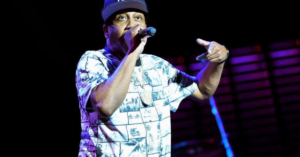Breaking News: Rob Base, the rapper known for the certified platinum song “It Takes Two” with DJ E-Z Rock, has died. He was 59. – facebook.com