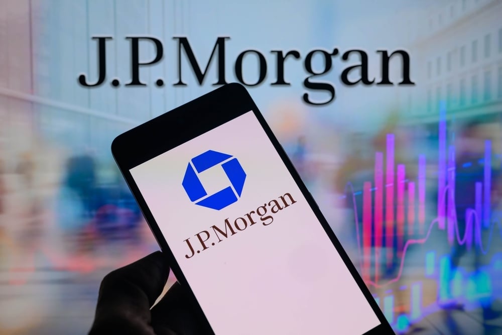 JPMorgan Moves To Reduce $4 Billion Exposure To Private Equity-Backed Loans – JPMorgan Chase (NYSE:JPM)
