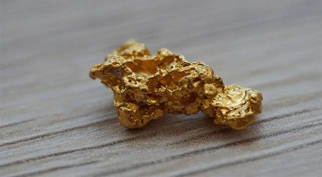 Goldman maintains bullish gold outlook as central bank buying forecasts rise