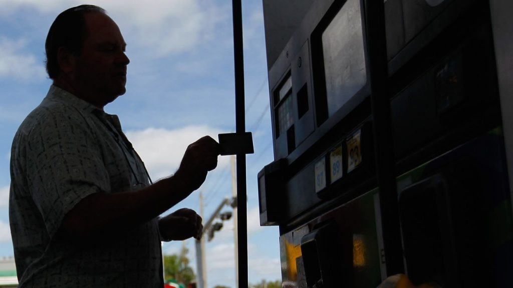 Americans carrying record $18.8T in debt; analyst says most is ‘good’ but warns of the bad