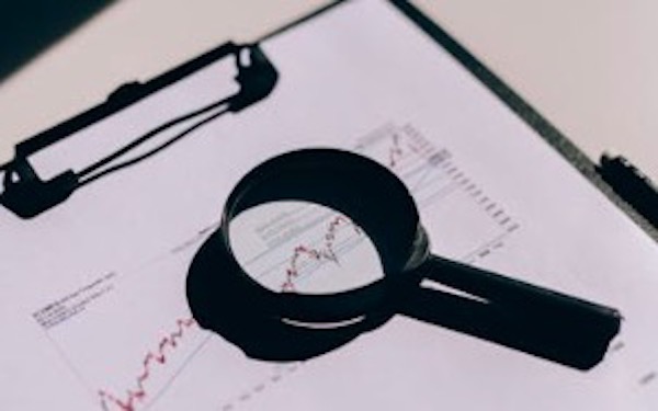 Year-End Market Style Shift: Funds Flow into Small-Caps and Cyclical Stocks
