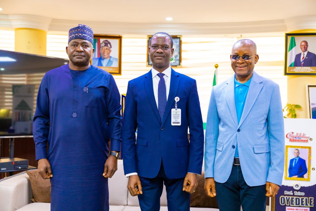 The Honourable Minister of Defence General Christopher Gwabin Musa (rtd) OFR paid a working Visit to the Honourable Minister of Finance and Coordinating Minister for the Economy