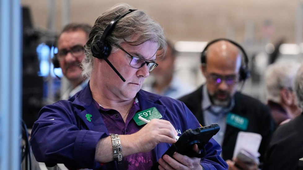Latest $US1 trillion company sends US stocks to records