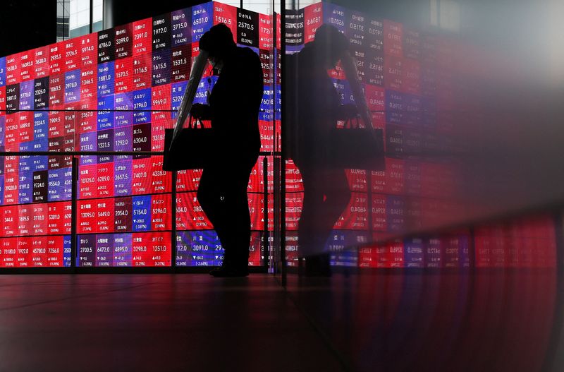 Oil rises, stocks mixed as new US strikes dampen peace deal optimism