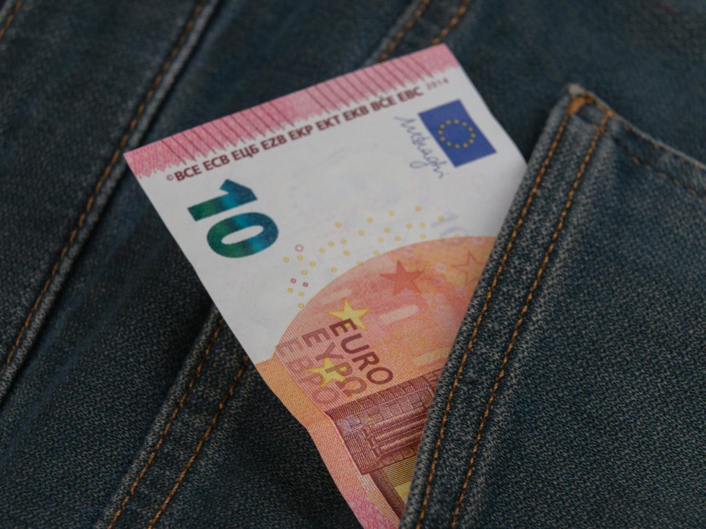 Finance ministry updates travel allowance for public sector workers
