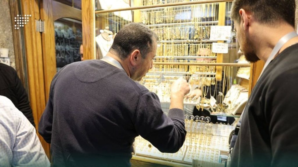 Gold Prices in Syria Fall Amid Global Decline