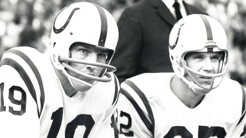 Remembering Raymond Berry Through 4 Essential Cards