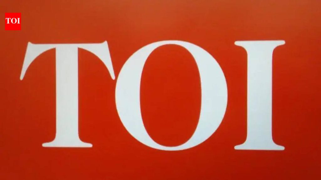 96 packets of pledged gold missing from bank vault, 3 officials arrested | Agra News