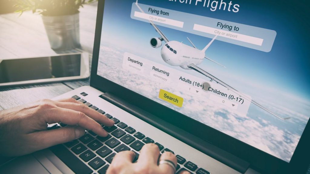 4 of the Easiest Ways to Earn the Amex Platinum’s Huge Welcome Bonus Offer