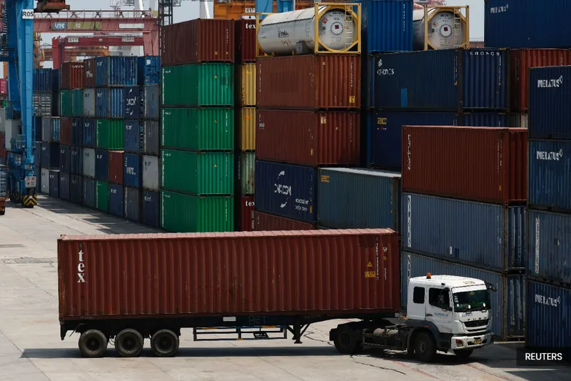 Indonesia vows transparency as it starts transition to centralised commodity exports