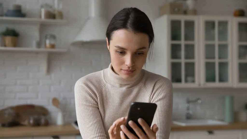 Shoppers ‘making 1.7bn high street visits per year driven by social media’
