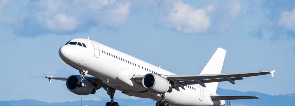 Air France KLM Weighs EasyJet Role And Iran Risk For Investors