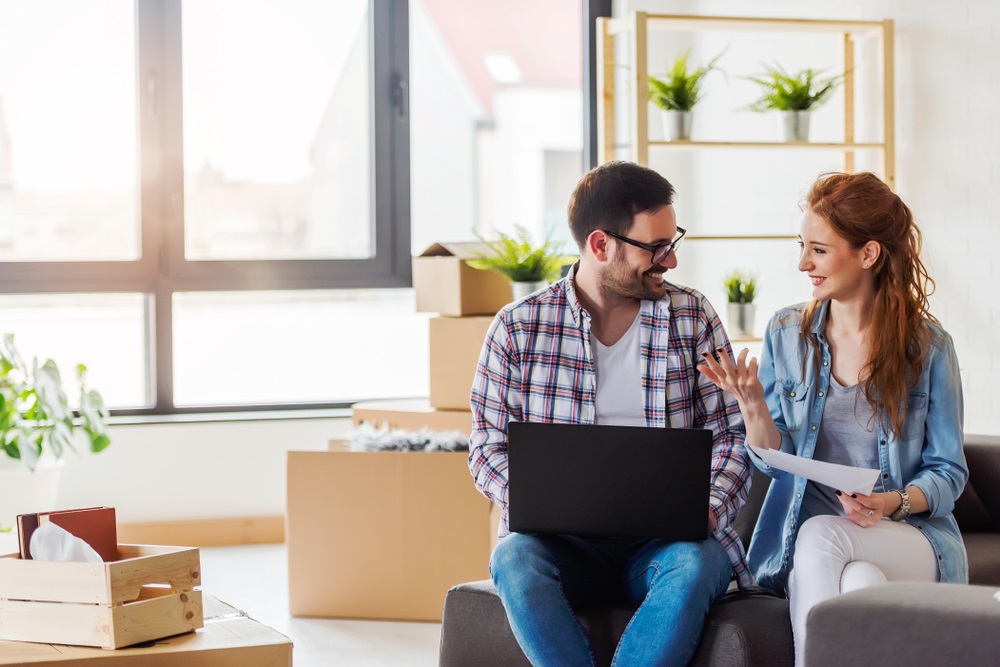 Mortgage rates are falling: Why borrowers should be cautious
