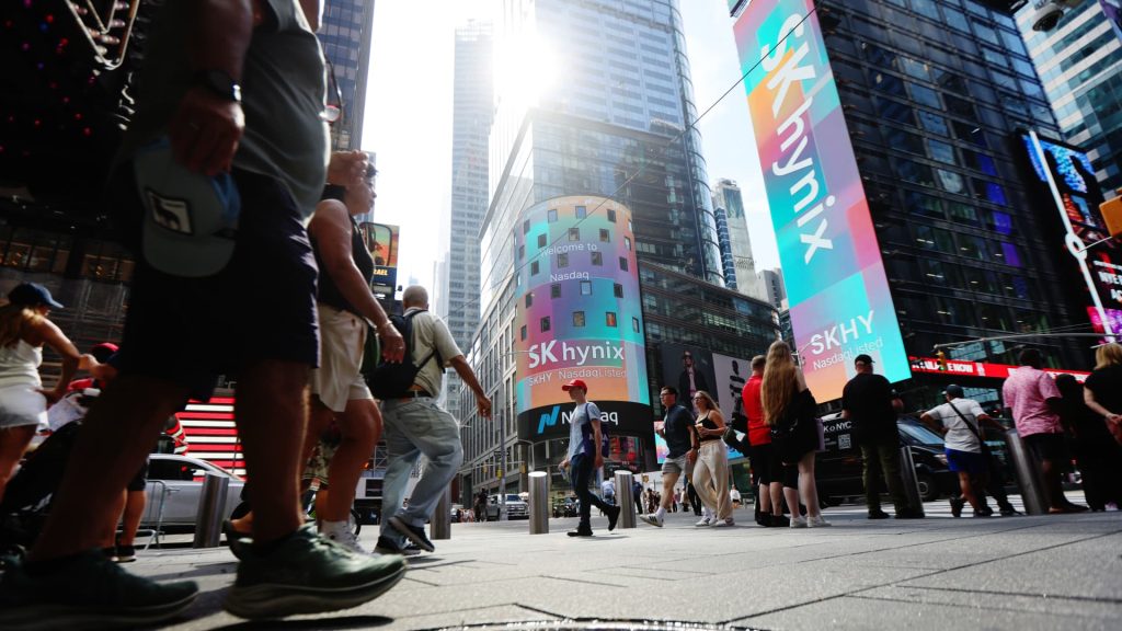 Jim Cramer’s top 10 things to watch in the stock market Monday