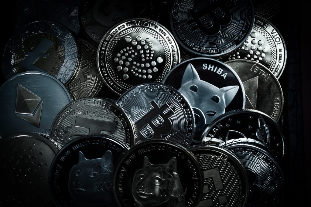 Trump DOL moves to allow crypto in 401(k)s