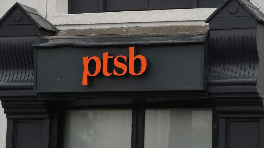 PTSB customers furious as technical issue sees their debit cards refused – Irish Independent