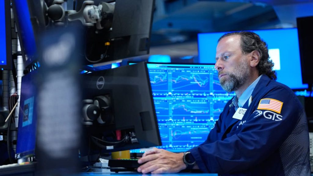 Stock markets meander as US tech stocks climb – CNA