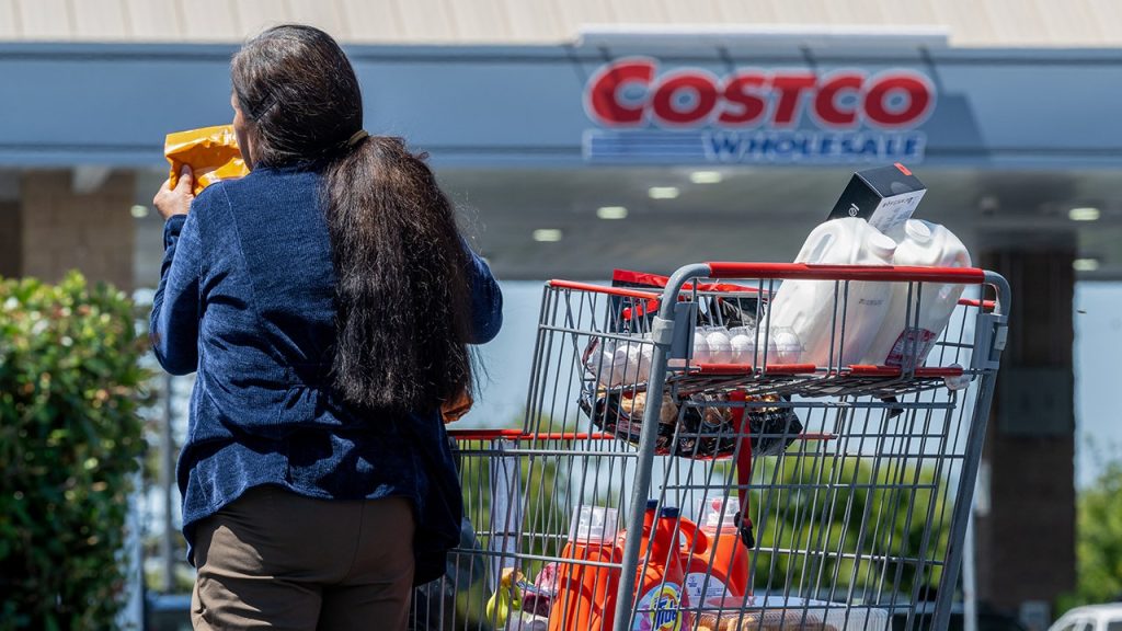 Costco app now links Visa card and membership card for fast checkout