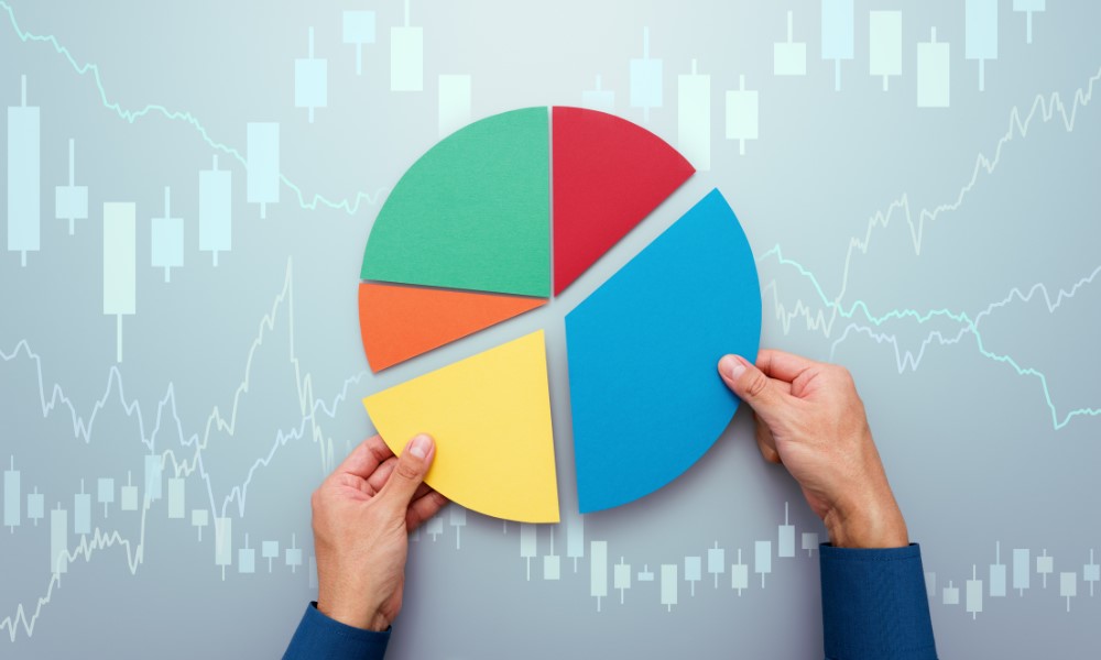 Advisors pile into alternatives, but liquidity fears limit appetite