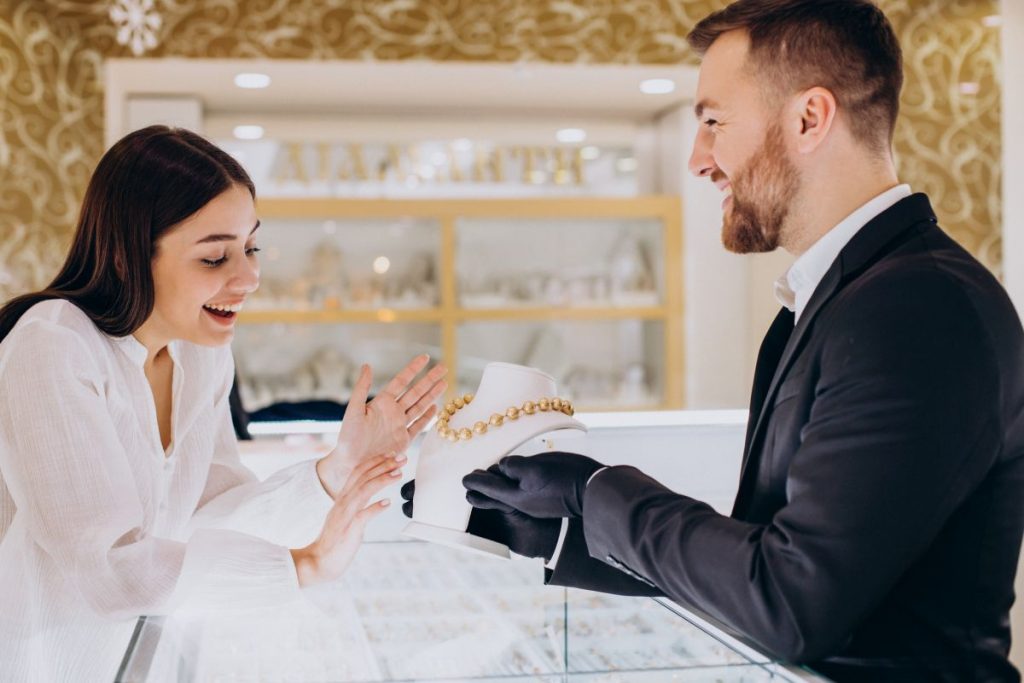How Cross-Selling Is Reshaping the Economics of Gold Loan Businesses in India