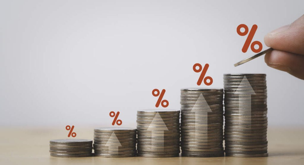 Large-cap stocks: For medium- to long-term investors seeking sustainable growth: 5 large- and mid-caps with upside potential of up to 28%