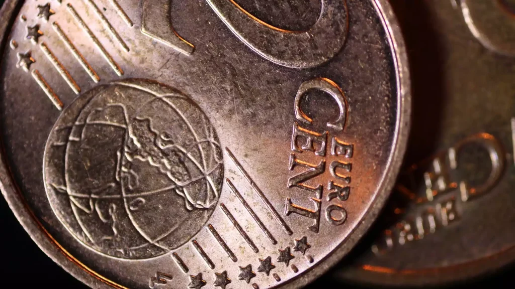 NerdWallet stock holds steady as personal finance platform expands reach