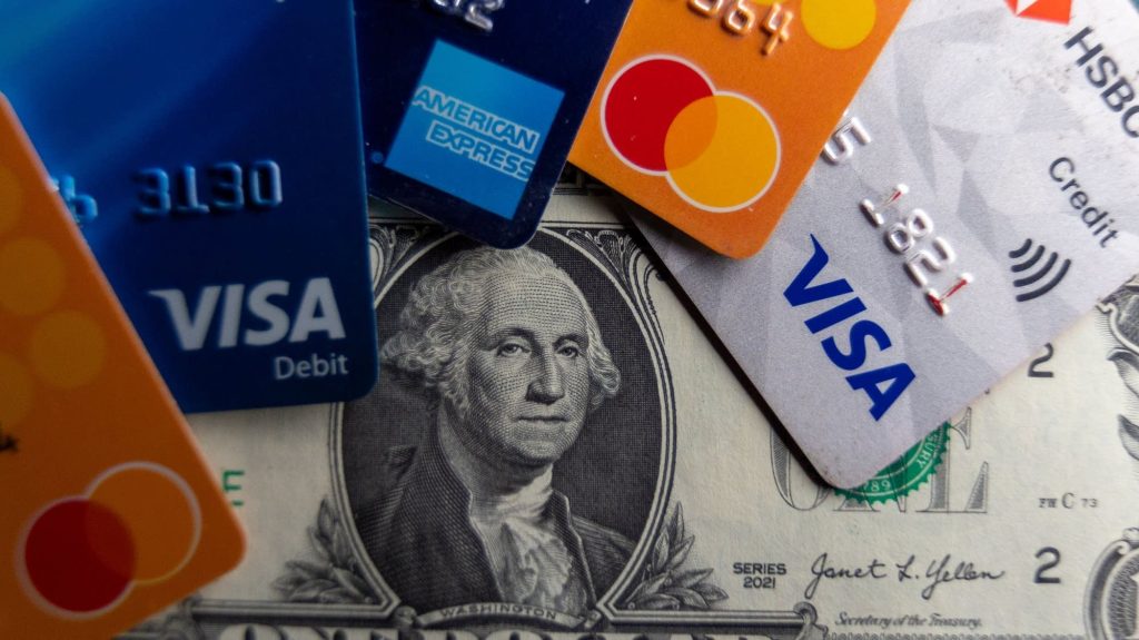 Credit card delinquencies approach Great Recession levels