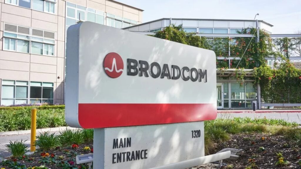 Broadcom Plunges 5% as Its AI Boom Faces a $370 Billion Financing Question