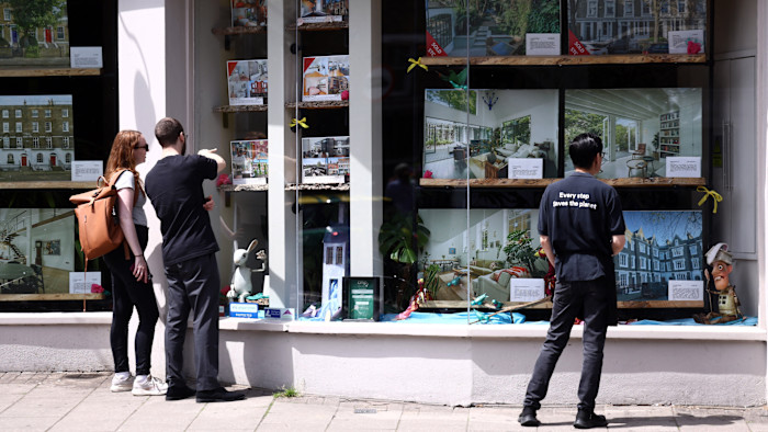 UK housing market in ‘suspended animation’ – Financial Times