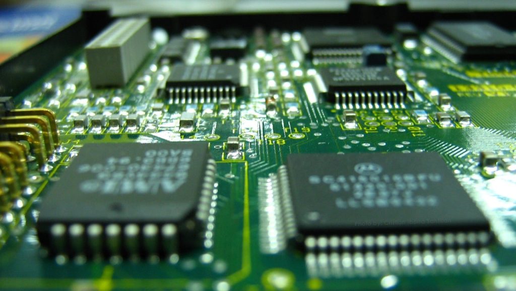 After a Monumental Run, Is Lam Research Stock Buying The AI Boom Or A Cyclical Peak?