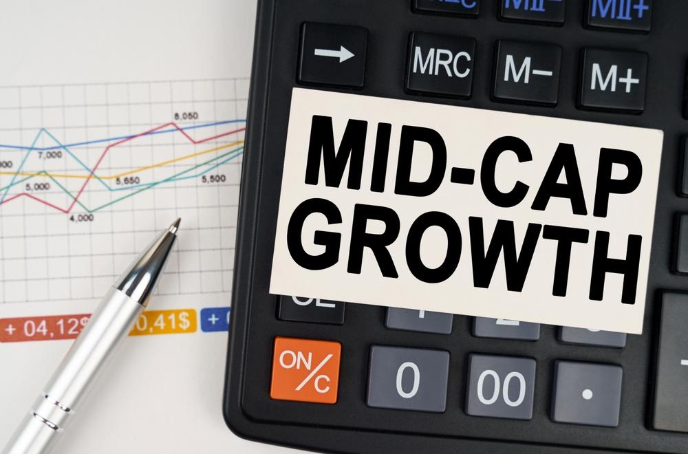 How Does Is IDP Education (ASX:IEL) Fit the 5 August Market Shift?